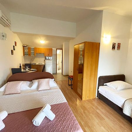 Apartments Mira Сукошан Экстерьер фото